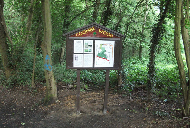 Coombewood Drive Entrance Notice Board